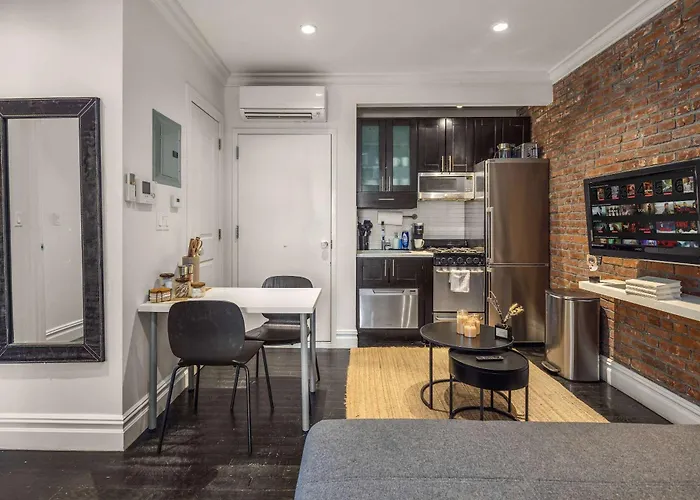 Cozy Chic 2Br Time Square