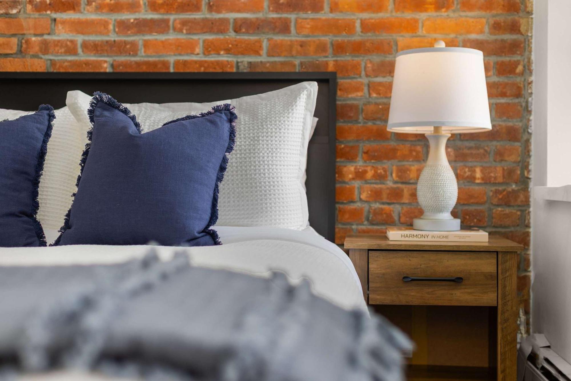 Cozy Chic 2br Time Square New York